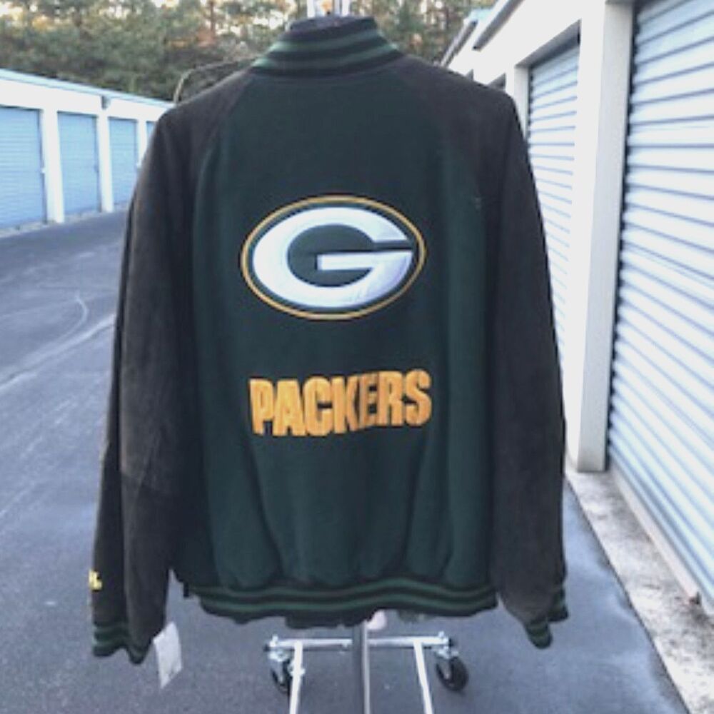 Green Bay Packers Size: Extra Large {46-48} Full Zip Varsity Bomber Jacket . New